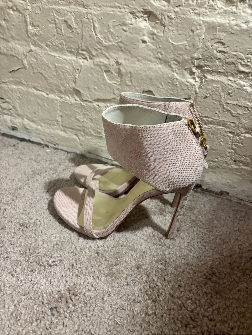Stuart Weitzman Nude Ankle Strap Heels Size 6 Blush Pumps - Picture 2 of 5
